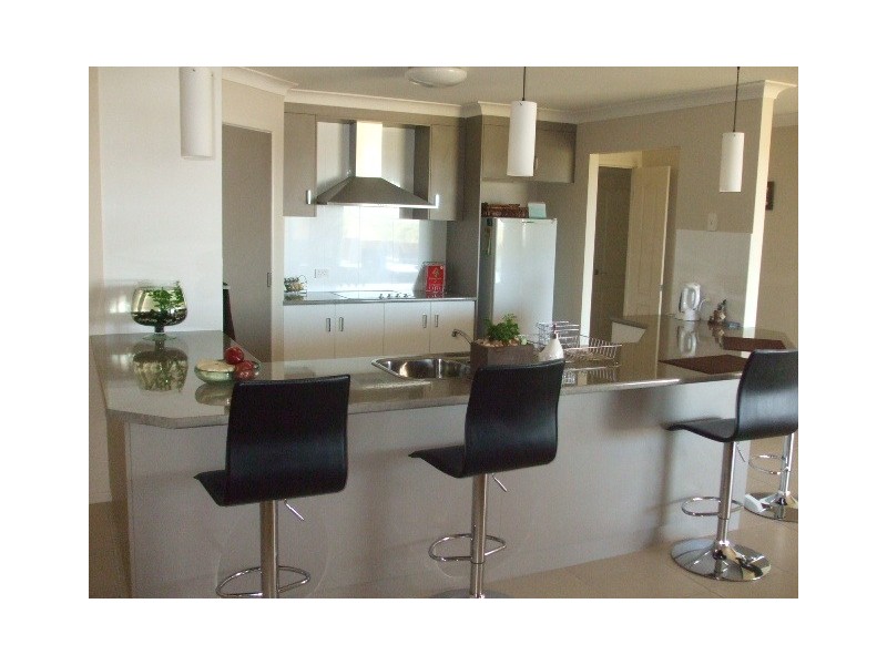 3 Carla Cr, Westbrook QLD 4350