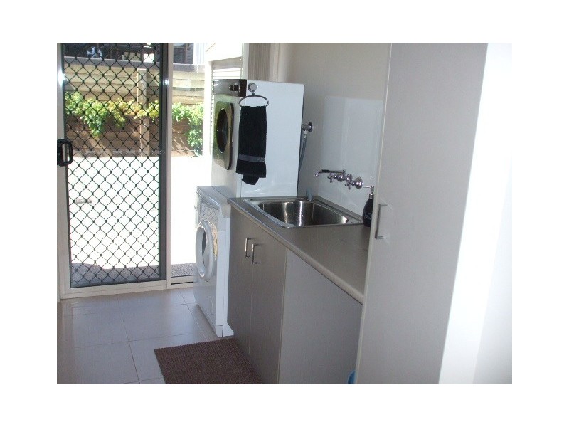 3 Carla Cr, Westbrook QLD 4350
