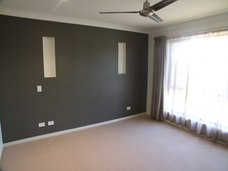 5 Hartwig Crescent, Mount Warren Park QLD 4207