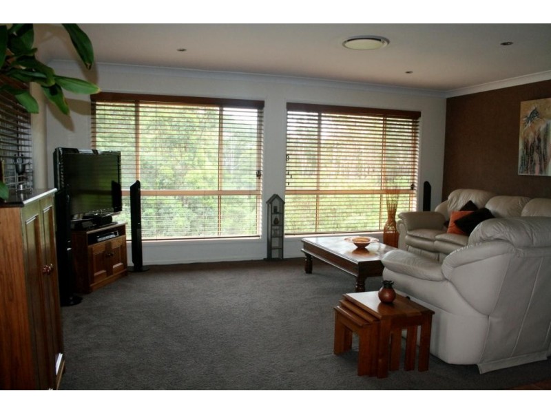 17 Cowell Drive, Burleigh Heads QLD 4220