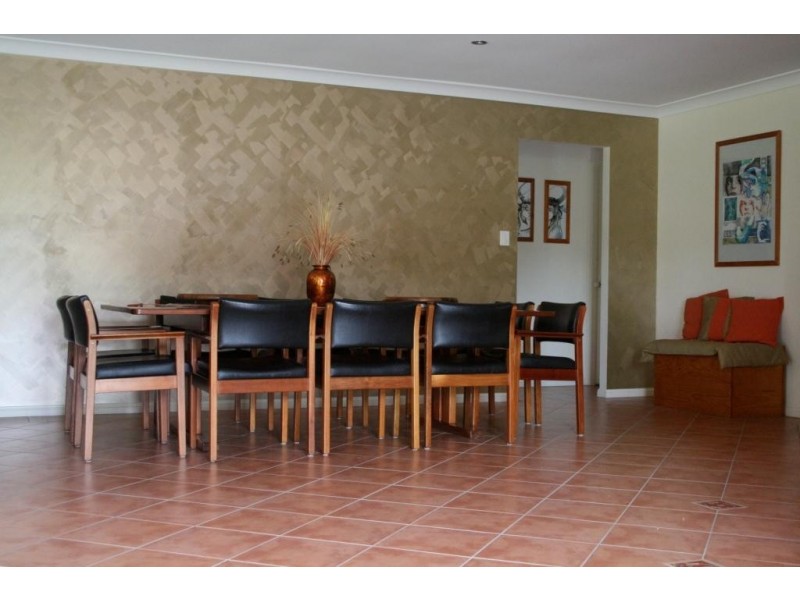 17 Cowell Drive, Burleigh Heads QLD 4220