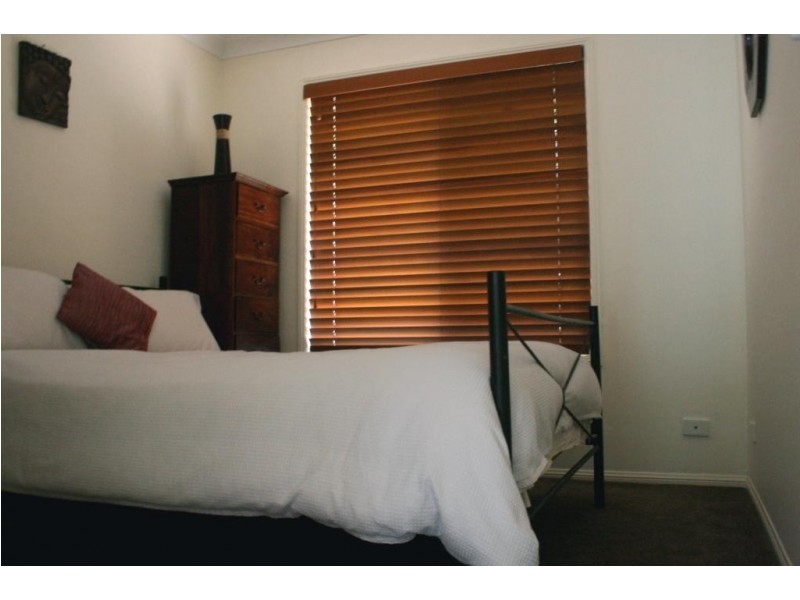 17 Cowell Drive, Burleigh Heads QLD 4220