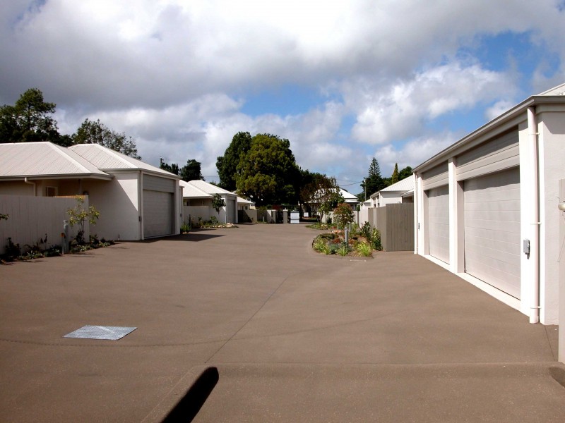 2 / 15 Arthur Street, East Toowoomba QLD 4350