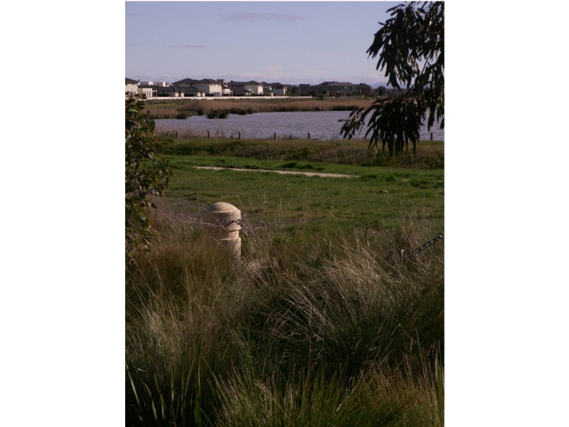 12 Brighton Bay View, Sanctuary Lakes Resort, Point Cook VIC 3030
