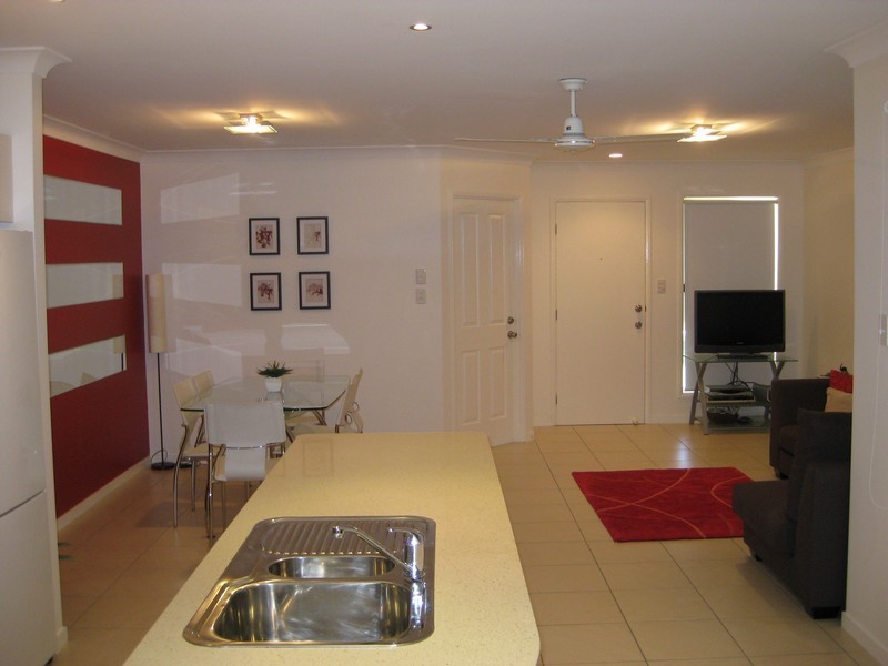 1 / 21 Ewan Street, Southport QLD 4215