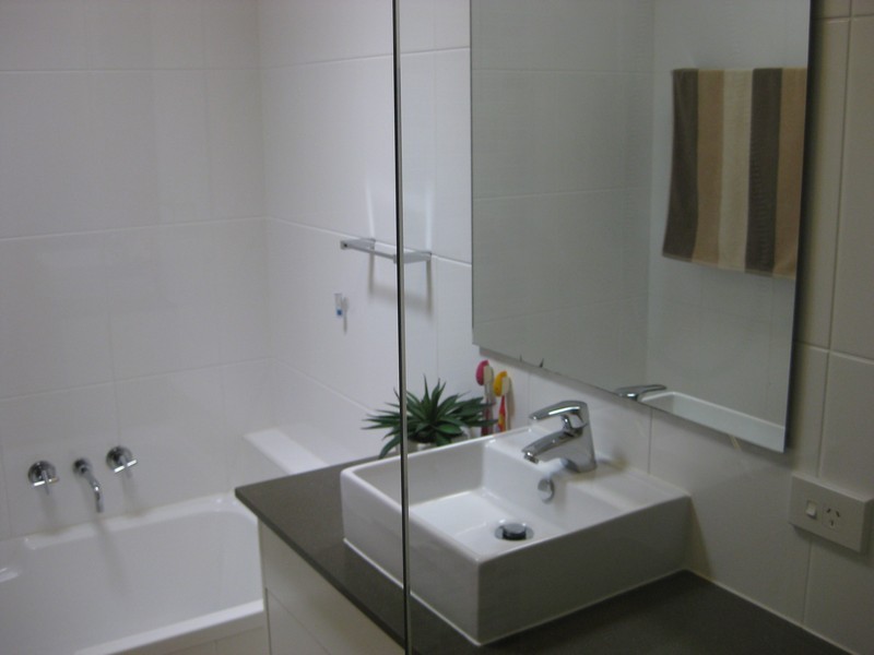 1 / 21 Ewan Street, Southport QLD 4215