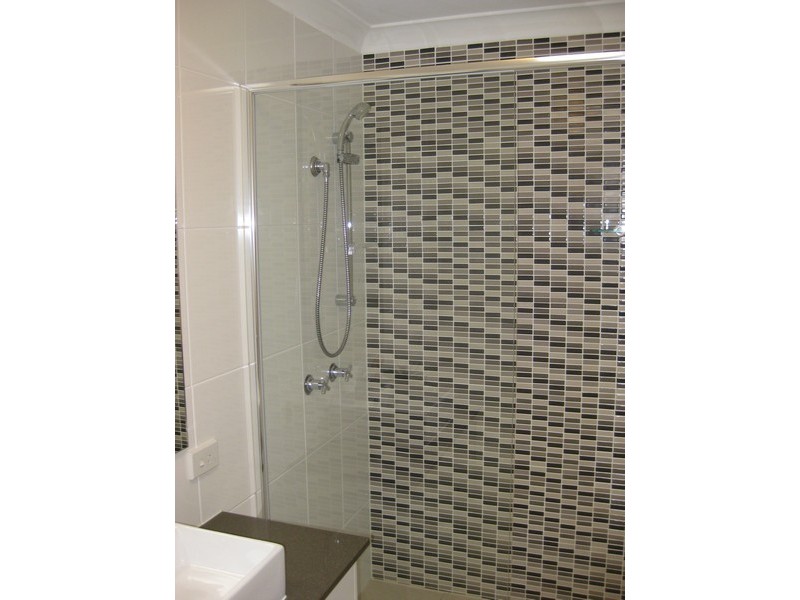 1 / 21 Ewan Street, Southport QLD 4215