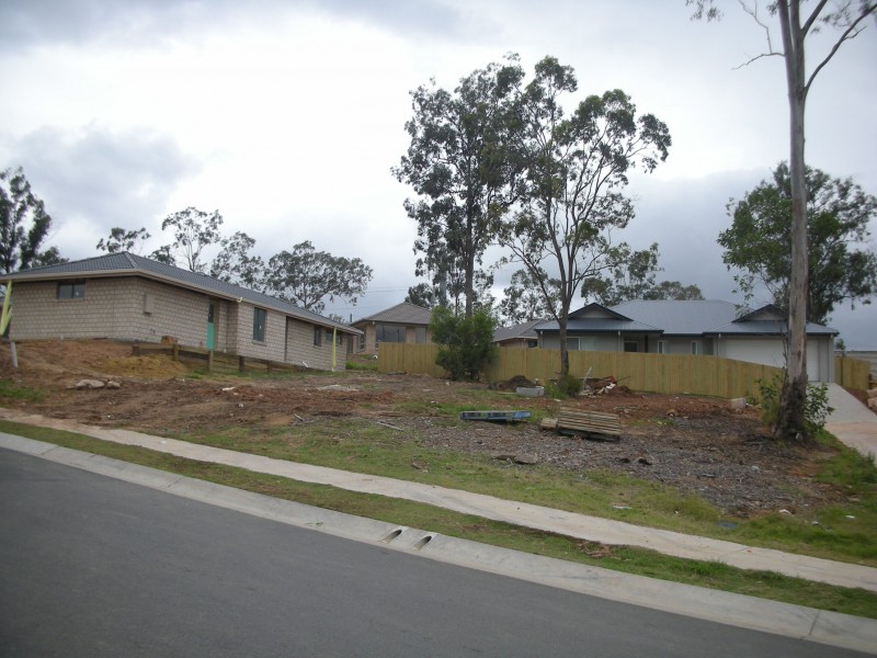 39 Davies Street, Goodna QLD 4300