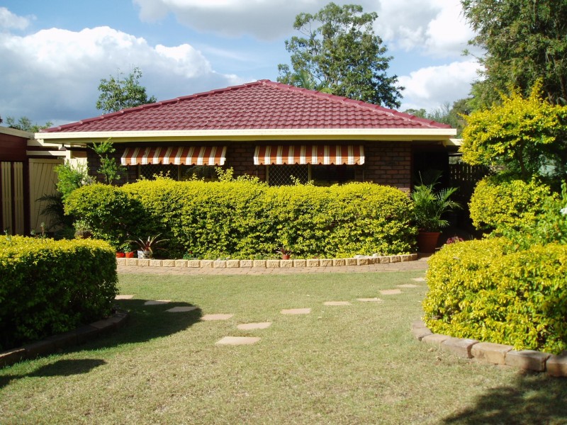 16 Wanata Street, Sinnamon Park QLD 4073