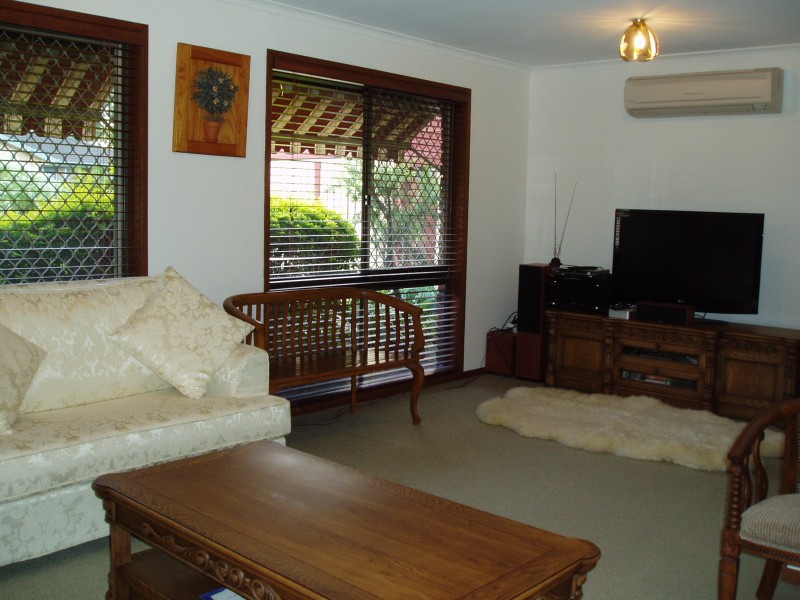 16 Wanata Street, Sinnamon Park QLD 4073