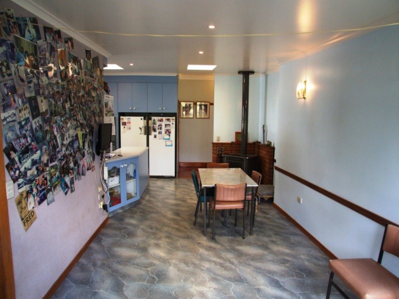 2 Godfrey Street, East Toowoomba QLD 4350