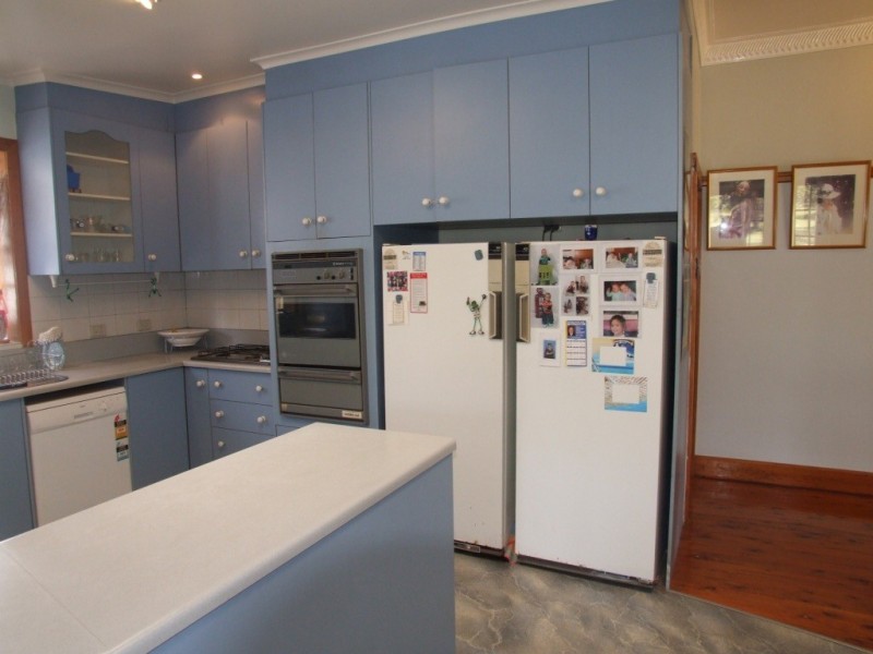 2 Godfrey Street, East Toowoomba QLD 4350