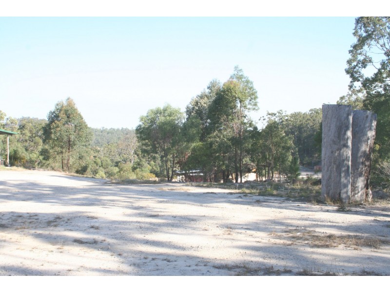 777 Quinzeh Creek Road, Cedar Creek QLD 4207