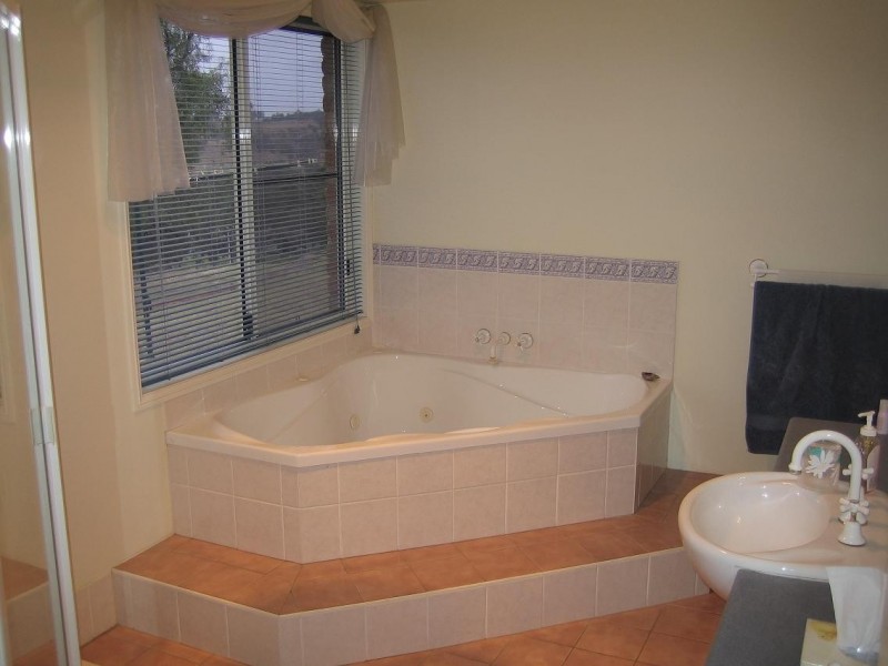 29 Strathdarr Drive, Toowoomba QLD 4350