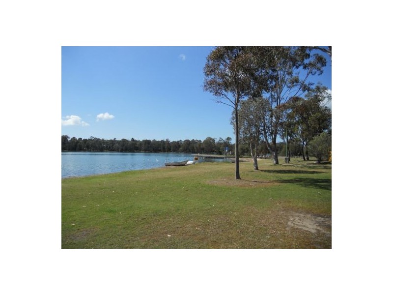 50 Lloyd Avenue, Chain Valley Bay NSW 2259