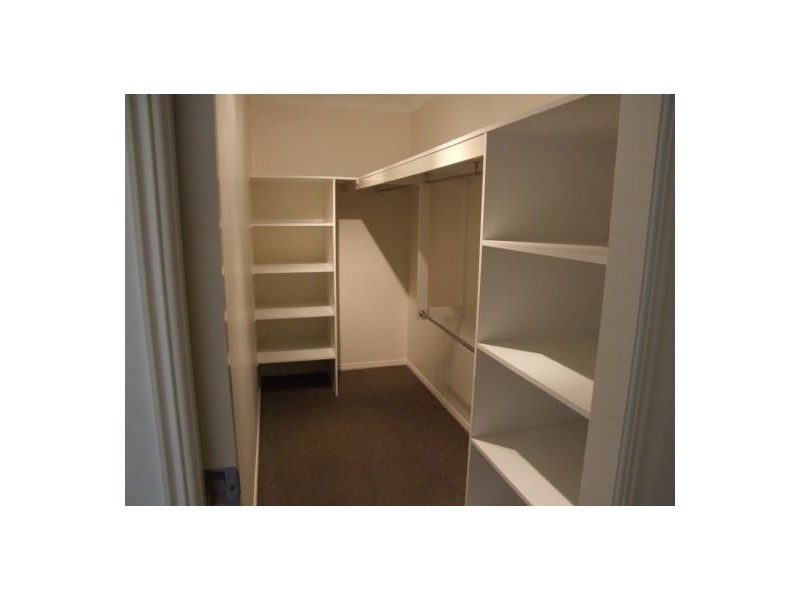 85 Nelson Street, Middle Ridge QLD 4350