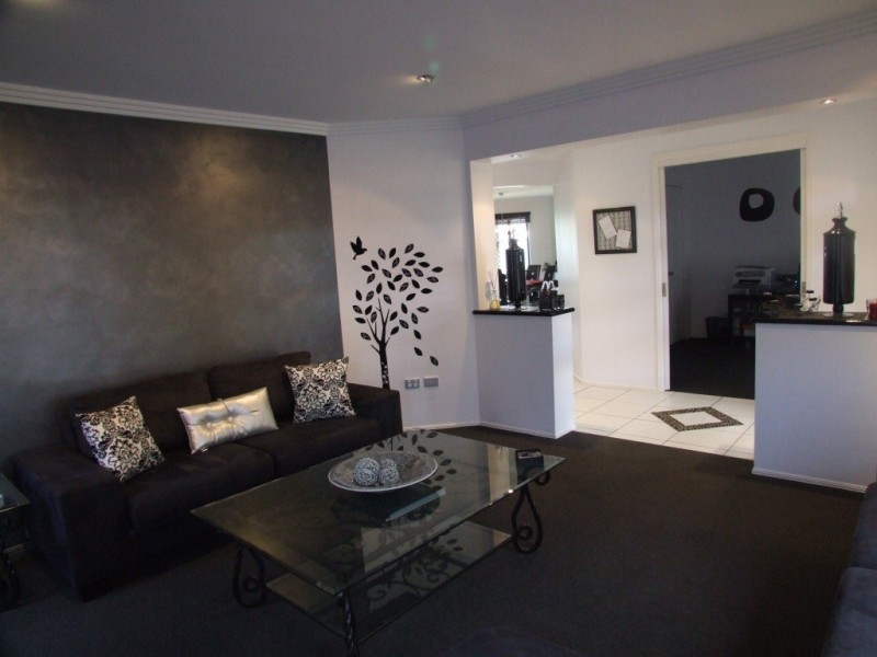 3 Rama Court, Kearneys Spring QLD 4350