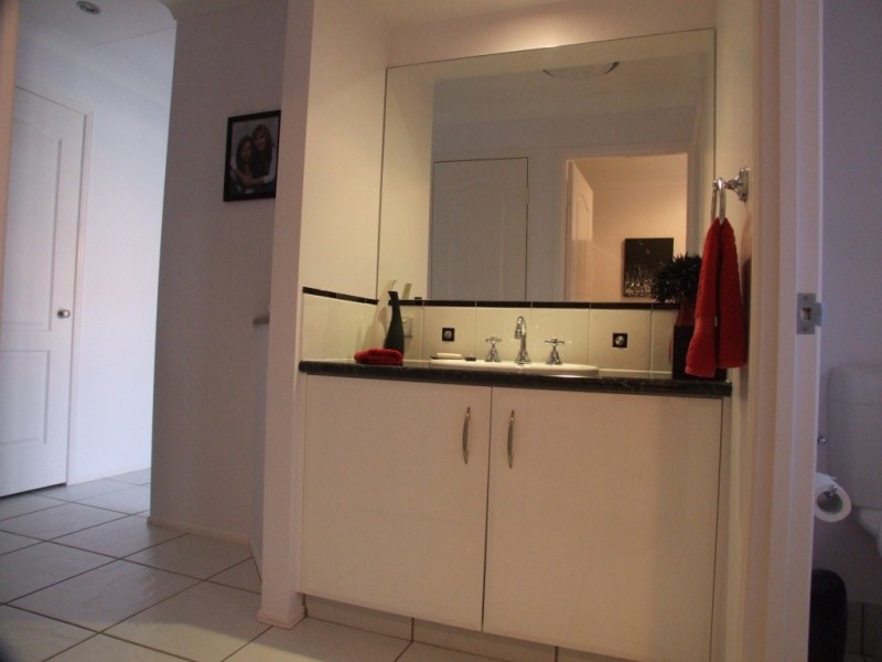 3 Rama Court, Kearneys Spring QLD 4350