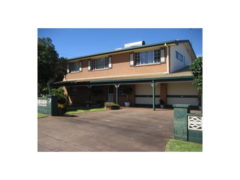 40 Cleary Street, Centenary Heights QLD 4350