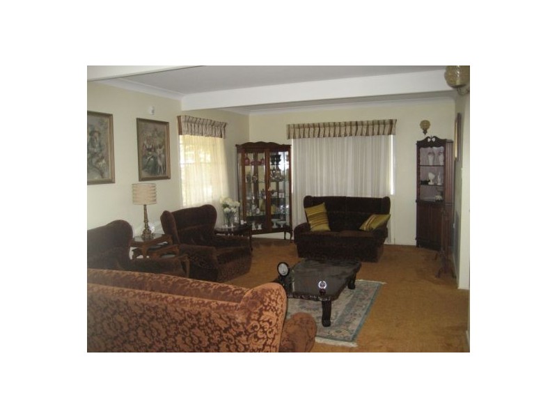 40 Cleary Street, Centenary Heights QLD 4350