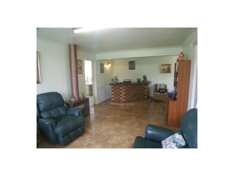 40 Cleary Street, Centenary Heights QLD 4350