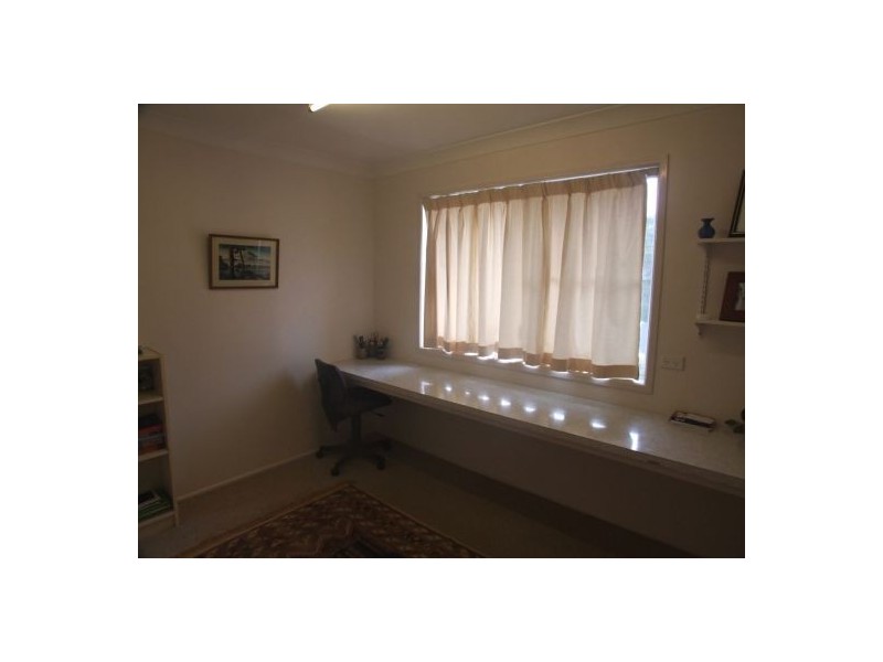 40 Cleary Street, Centenary Heights QLD 4350