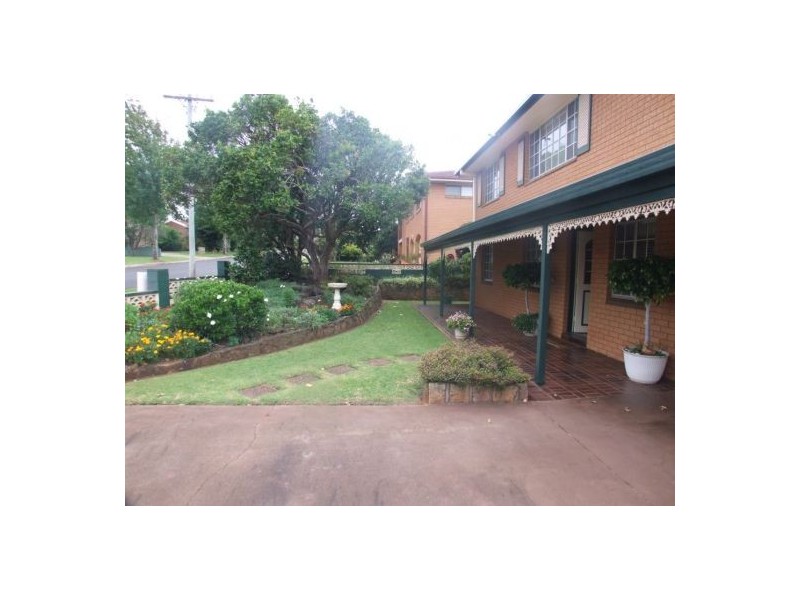 40 Cleary Street, Centenary Heights QLD 4350