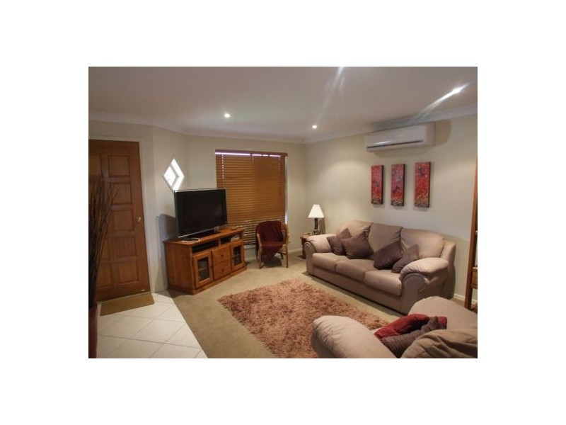 1 / 38 Gouldson Drv, Kearneys Spring QLD 4350