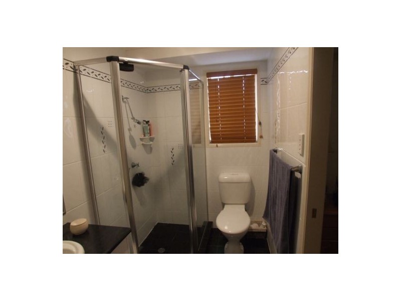 1 / 38 Gouldson Drv, Kearneys Spring QLD 4350