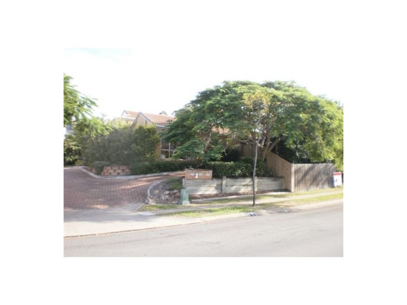 1/3 Sugarwood Street, Bellbowrie QLD 4070