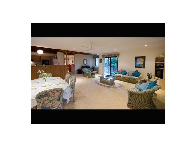 1 Malibu Court, Mooloolaba QLD 4557