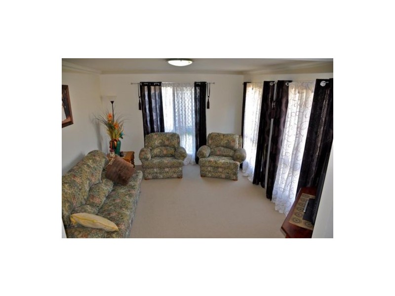 5 Woodville Court, Wyreema QLD 4352