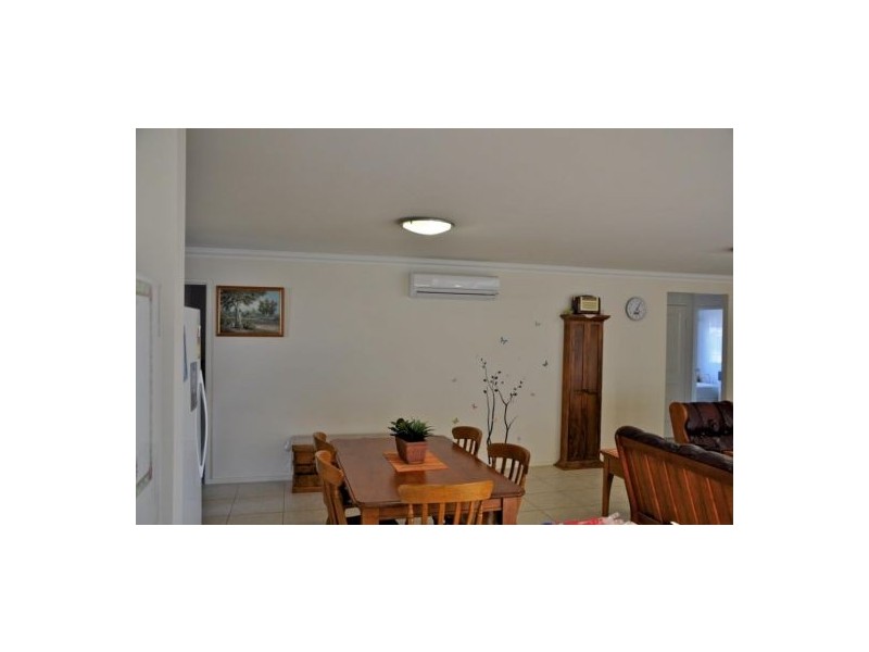 5 Woodville Court, Wyreema QLD 4352