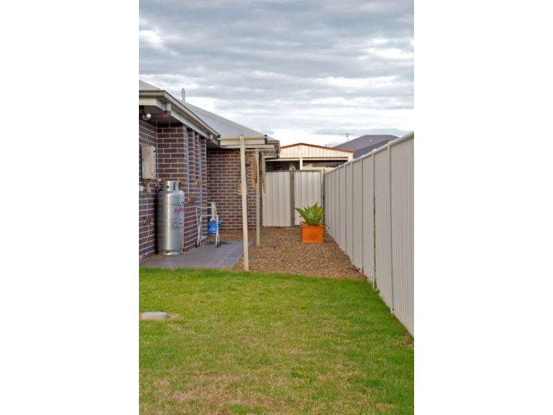 5 Woodville Court, Wyreema QLD 4352