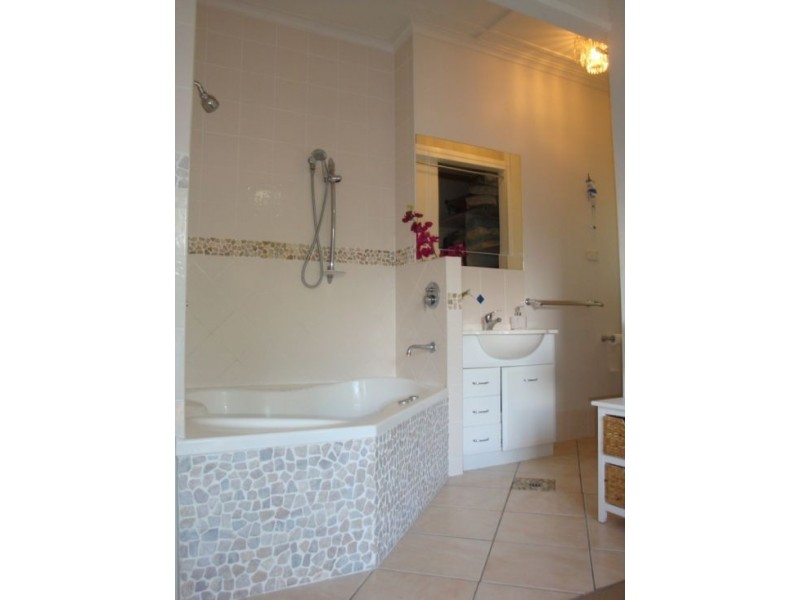 47 Rose Street, North Ward QLD 4810