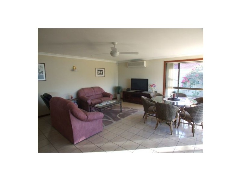 35 Angelica Street, Elanora QLD 4221