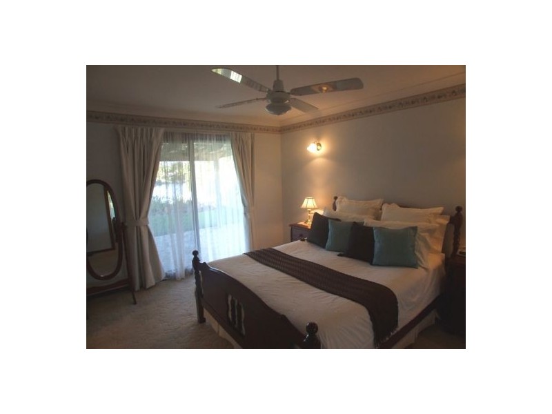 35 Angelica Street, Elanora QLD 4221