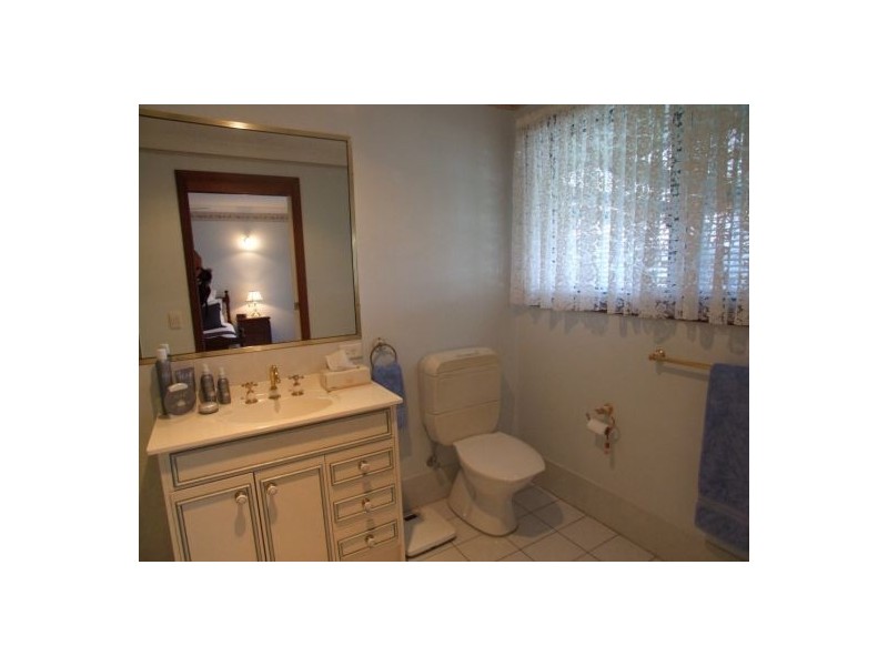 35 Angelica Street, Elanora QLD 4221