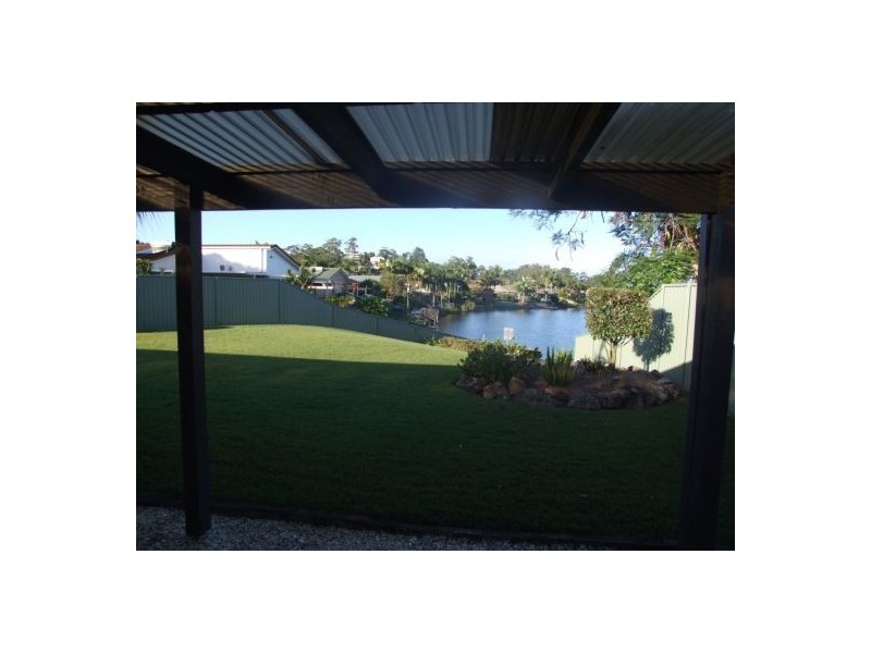 35 Angelica Street, Elanora QLD 4221