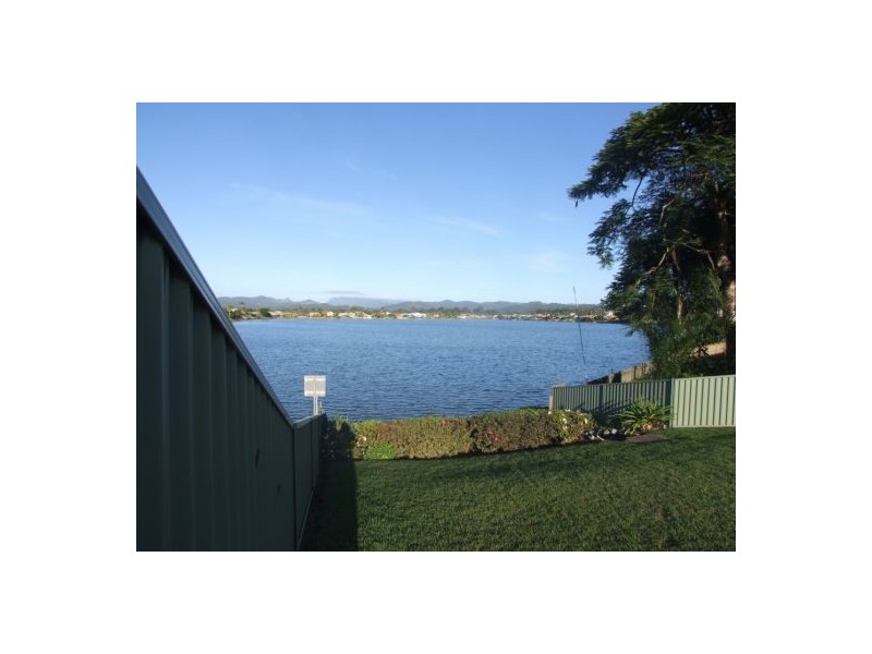 35 Angelica Street, Elanora QLD 4221