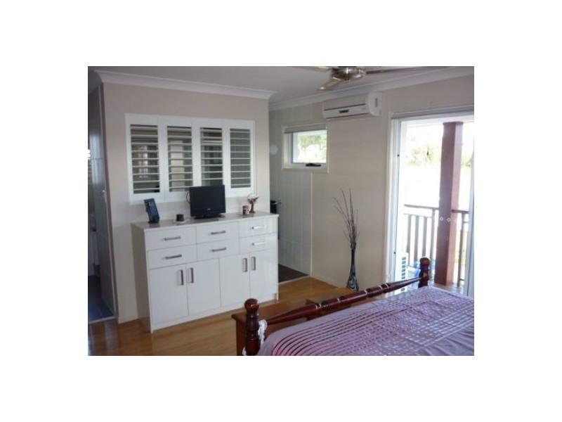 11 Frog Rock Crescent, Reedy Creek QLD 4227