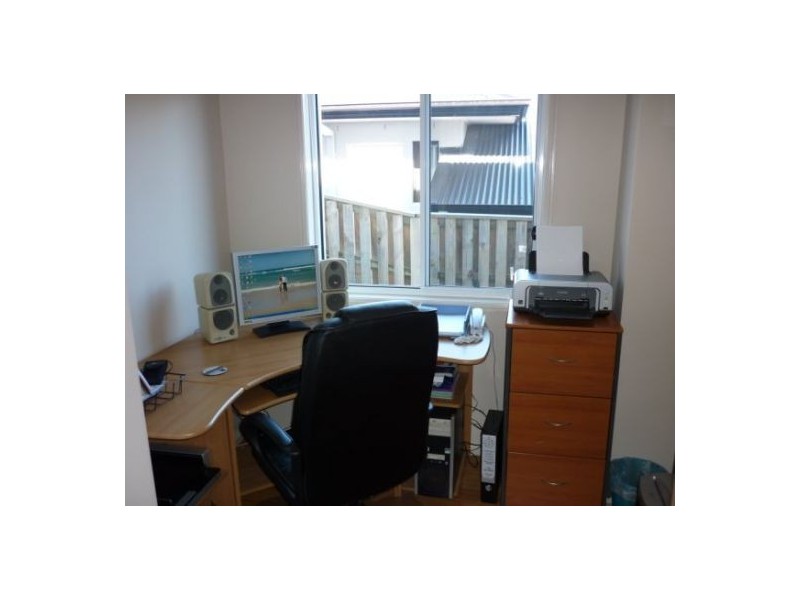 11 Frog Rock Crescent, Reedy Creek QLD 4227