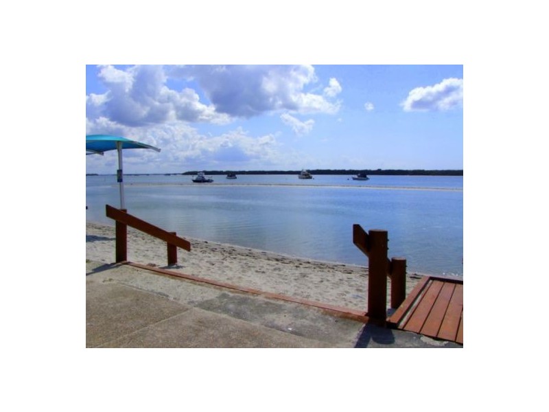 7 / 20 Bright Avenue, Labrador QLD 4215