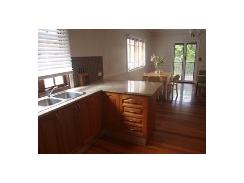 78 Malcolm Street, Hawthorne QLD 4171