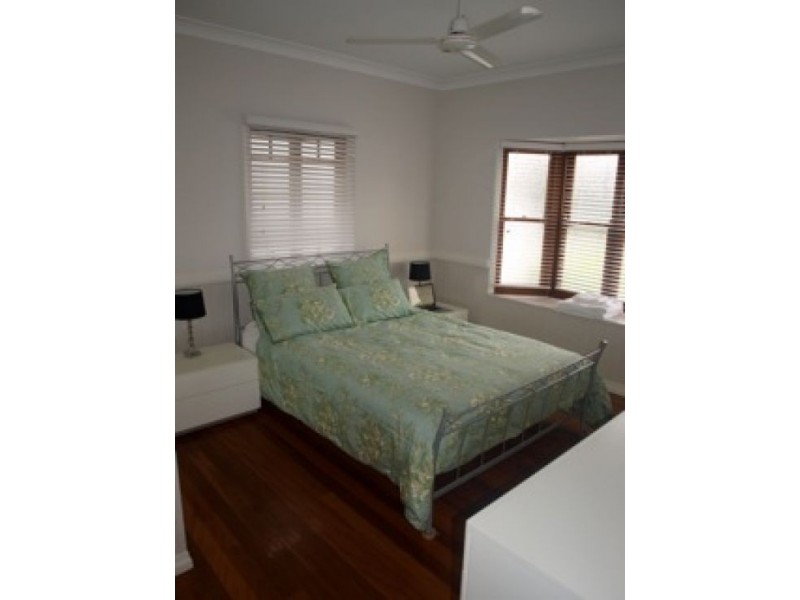 78 Malcolm Street, Hawthorne QLD 4171