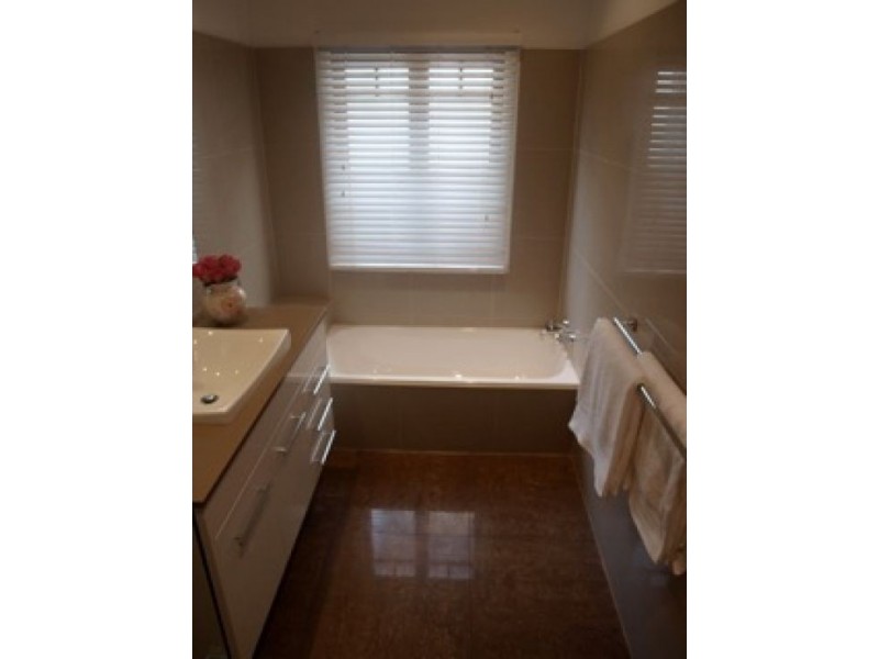 78 Malcolm Street, Hawthorne QLD 4171