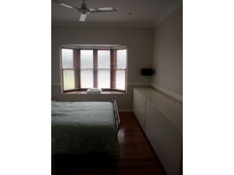 78 Malcolm Street, Hawthorne QLD 4171