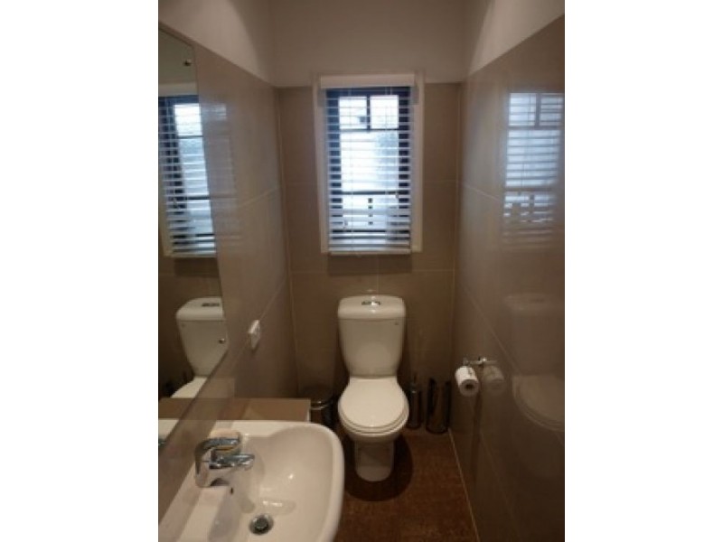 78 Malcolm Street, Hawthorne QLD 4171