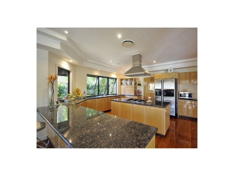 28 Maryland Avenue, Carrara QLD 4211