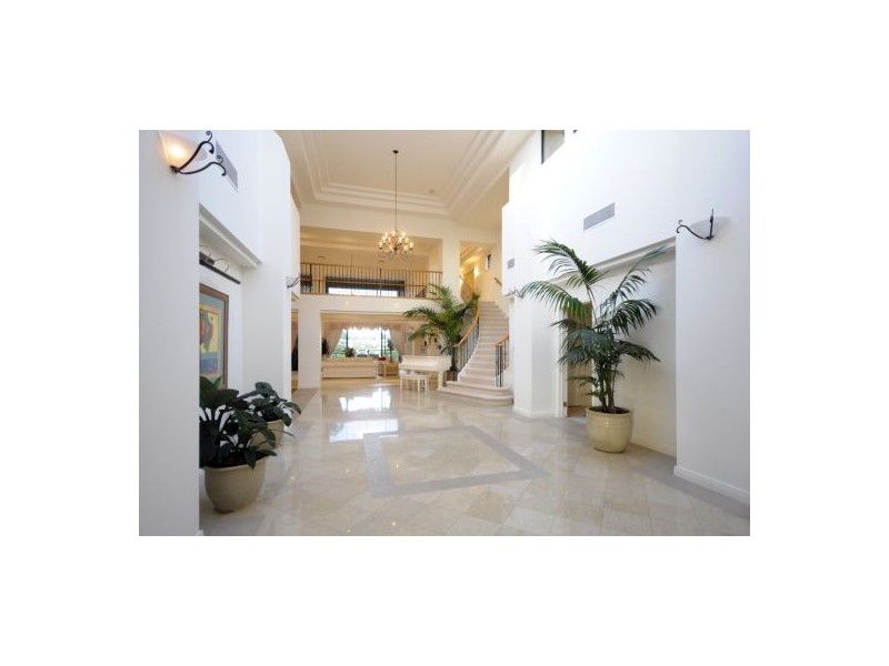 28 Maryland Avenue, Carrara QLD 4211